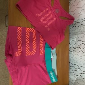 Nike pro set. Sports bra and shorts